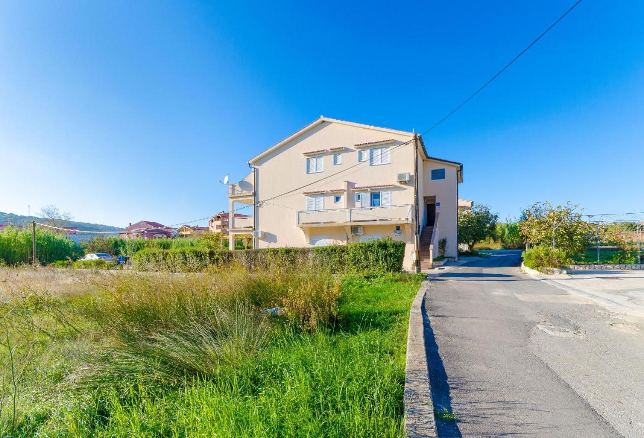 Apartments Marija P Lopar Ngoại thất bức ảnh