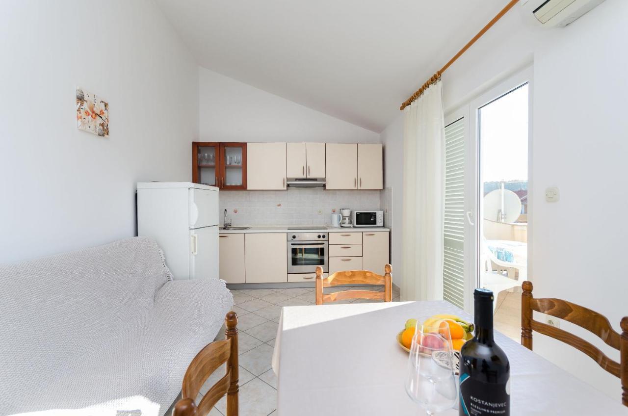 Apartments Marija P Lopar Ngoại thất bức ảnh