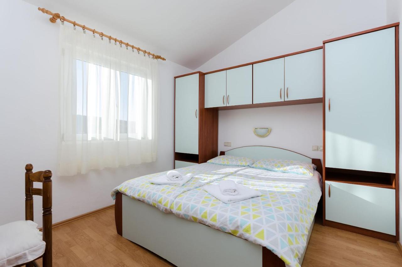Apartments Marija P Lopar Ngoại thất bức ảnh